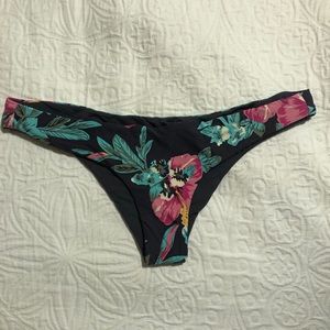 Rip Curl floral/gray reversible cheeky swim bottom